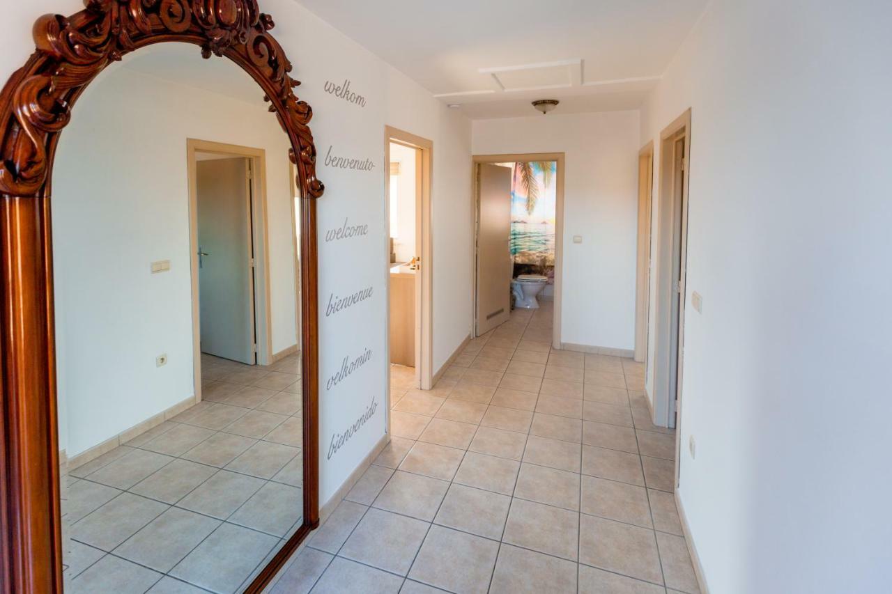 Casa Roman Zonhoven Εξωτερικό φωτογραφία